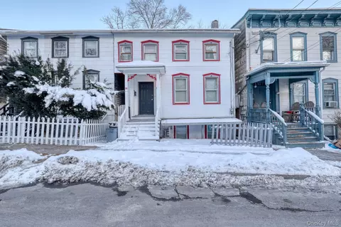 94 Johnston St, Newburgh, NY 12550