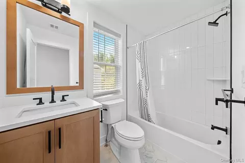 Bath - 3515 Bennington Dr, Fishkill, NY 12524 photo 3 of 3