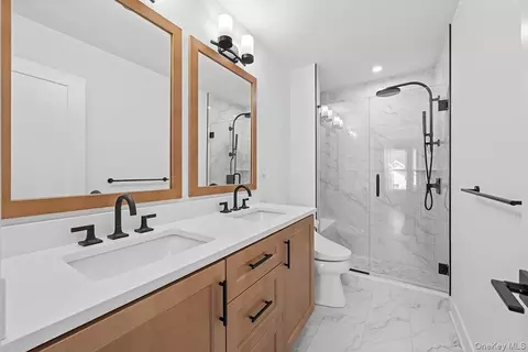 Bath - 3515 Bennington Dr, Fishkill, NY 12524 photo 2 of 3