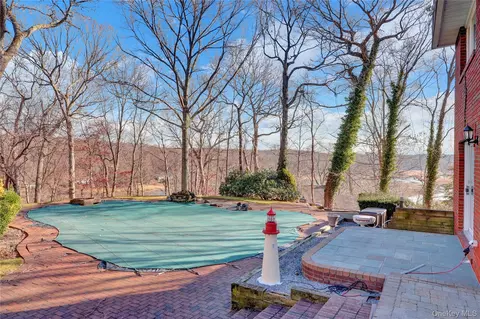 Exterior - 2 Riverview Ter, Smithtown, NY 11787 photo 5 of 7