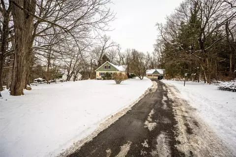 47 Stormytown Rd, Ossining, NY 10562