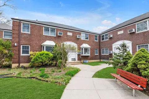 249-36 63rd Ave # 4-1282, Little Neck, NY 11362