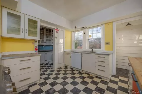 Kitchen - 102 W Wiley St, Maybrook, NY 12543 photo 2 of 4