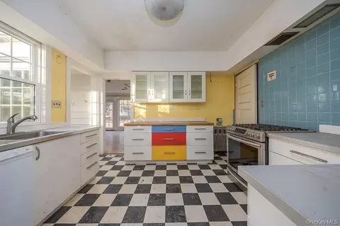 Kitchen - 102 W Wiley St, Maybrook, NY 12543 photo 1 of 4