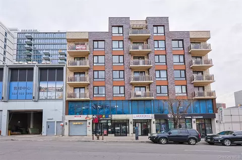 138-12 Northern Blvd #6F, Flushing, NY 11354