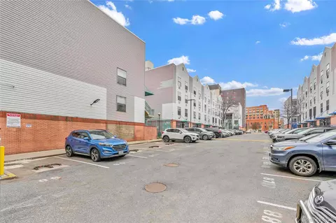 749 Saint Anns Ave #50D, New York, NY 10456