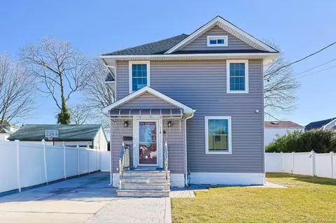 110 Melrose Ave, East Rockaway, NY 11518