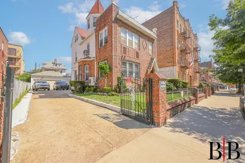 2219 83 St, Brooklyn, NY 11214