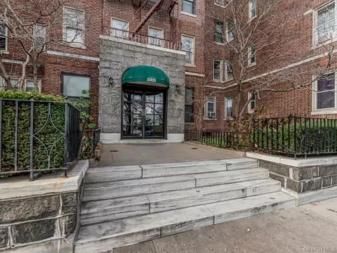3321 Bruckner Blvd #6H, New York, NY 10461