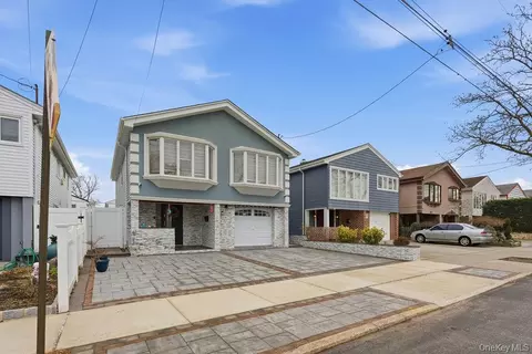 160-09 86th St, Howard Beach, NY 11414