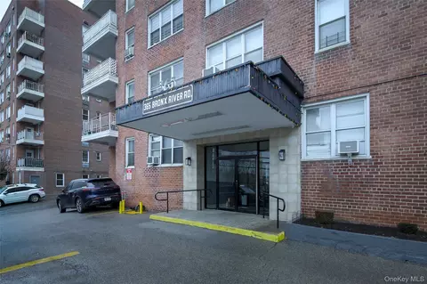 365 Bronx Riv #7C, Yonkers, NY 10704