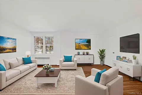 811 Bronx River Rd #3C, Yonkers, NY 10708