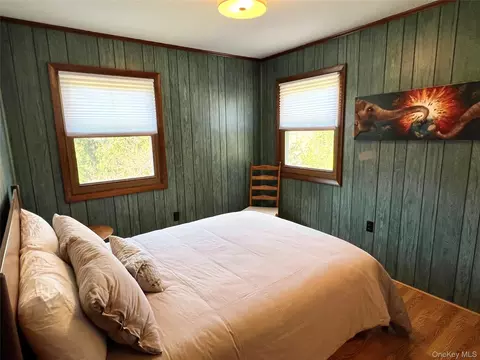 Bedroom - 34 Old Rd, Windham, NY 12496 photo 4 of 8
