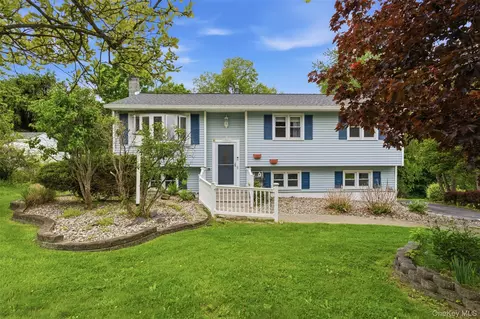 31 Top O Hill Rd, Wappinger, NY 12590