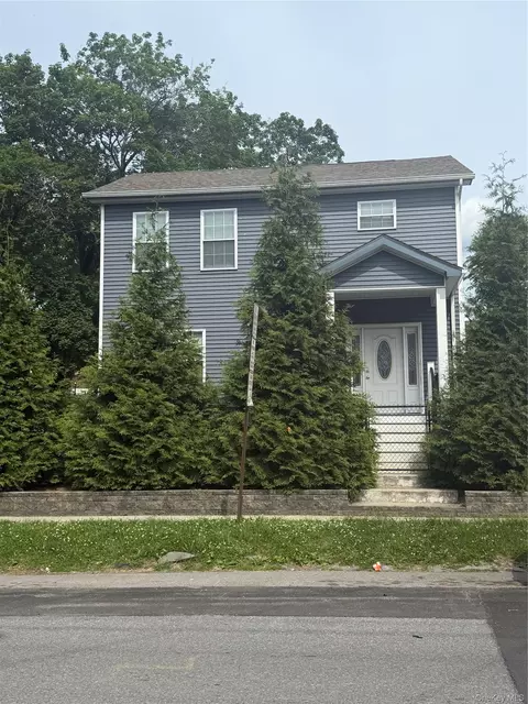 214 Prospect St, Newburgh, NY 12550