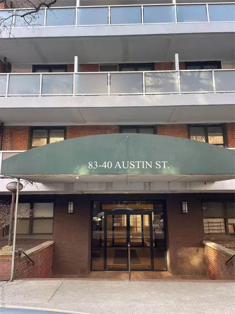 83-40 Austin St #2 J, New York, NY 11415