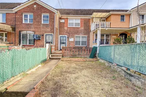 102-20 63rd Rd, New York, NY 11375