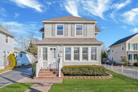 183 West Ave, Patchogue, NY 11772