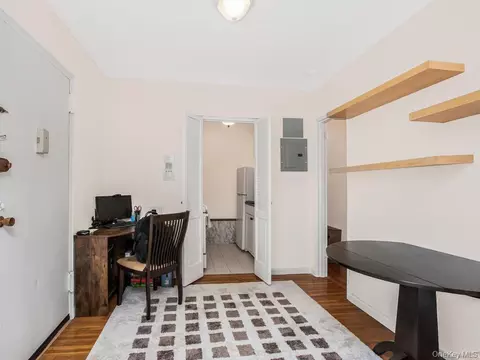 601 Kappock St #3R, New York, NY 10463