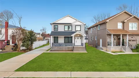 119 E Fulton Ave, Roosevelt, NY 11575