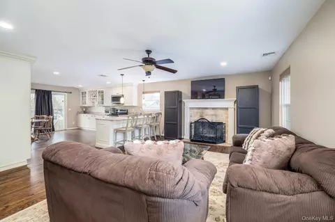 Living - 12 Summit St, Brookhaven, NY 11772 photo 2 of 2