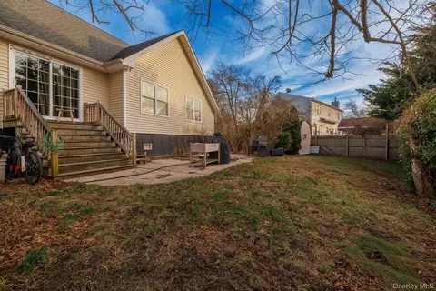 Exterior - 12 Summit St, Brookhaven, NY 11772 photo 3 of 7