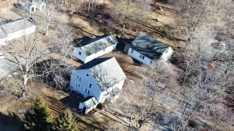 9 Benedict Ln #5-7, New Windsor, NY 12553