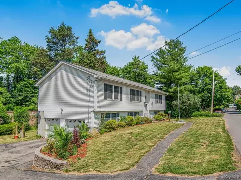 237 Brady Ave, Mount Pleasant, NY 10532