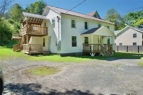 120 Main St, Rockland, NY 12758