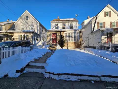 11311 198th St, New York, NY 11412