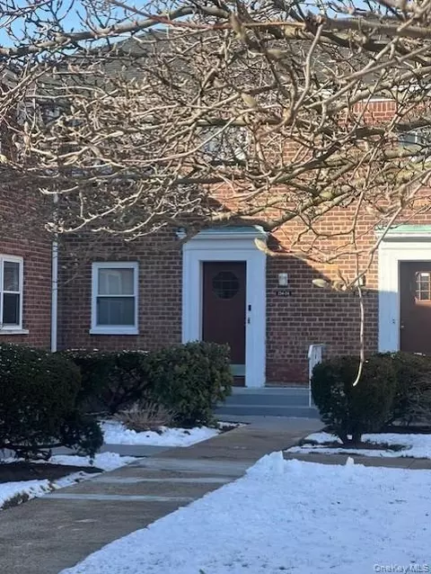 234-24 131 Ave #UPPER, Rosedale, NY 11422