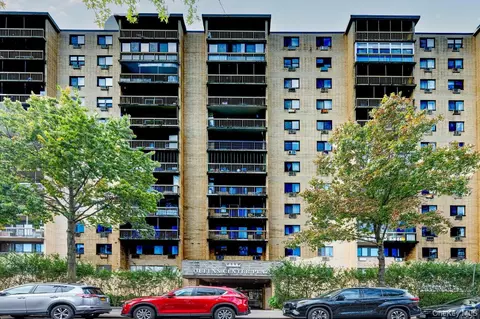 87-08 Justice Ave #12E, New York, NY 11373