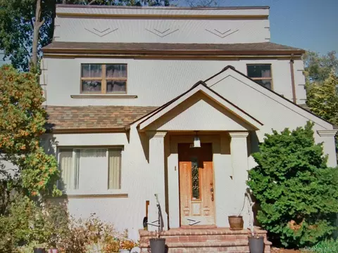 159 Alabama St, Hempstead, NY 11550