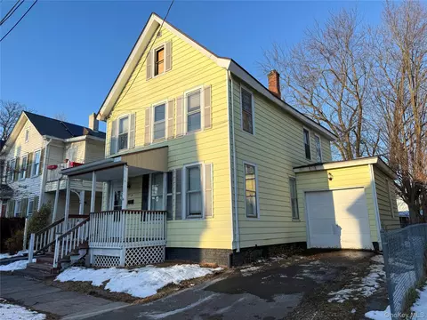 14 Belvedere St, Kingston, NY 12401