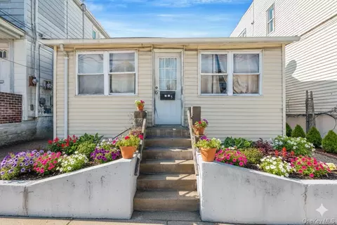 2222 127th St, New York, NY 11356