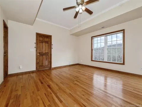 Bedroom - 43 Aveonis Ct, Fishkill, NY 12524 photo 2 of 5
