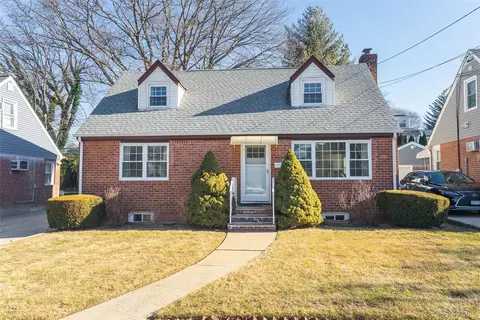 57 Chaffee Ave, North Hempstead, NY 11507