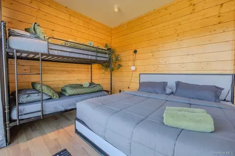 Bedroom - 208 Mill St, Windham, NY 12496 photo 6 of 8