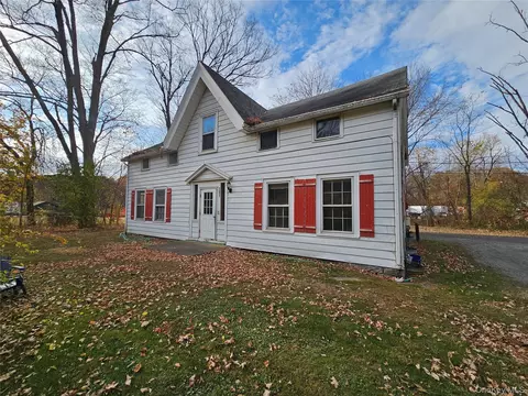 101 Randall St, Florida, NY 10921
