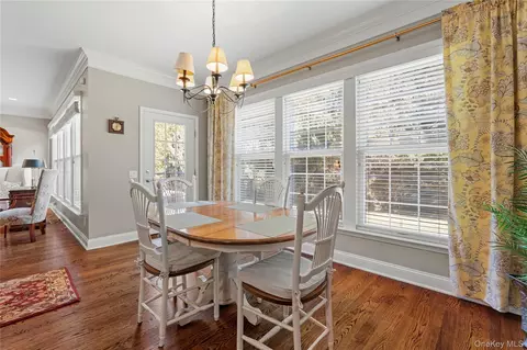Dining - 39 Kimberly Dr #39, Westhampton, NY 11977 photo 1 of 3