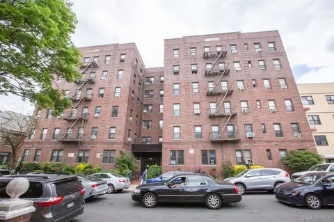 40-37 77th St #5B, Elmhurst, NY 11373