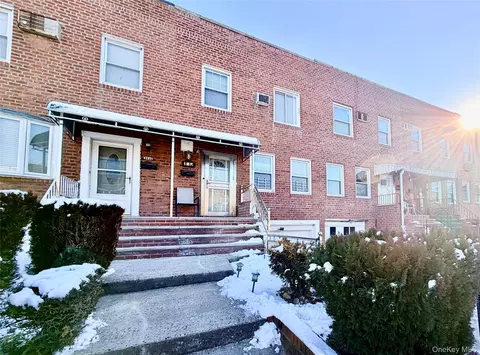 80-35 249th St, New York, NY 11426