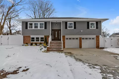 3 Jayne Ave, Melville, NY 11747