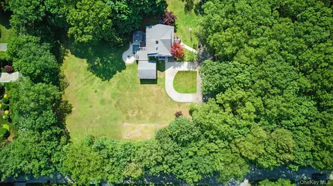 3 Alabama Ave, Port Jefferson Station, NY 11776