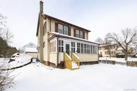 118 E Cedar St, Poughkeepsie, NY 12601