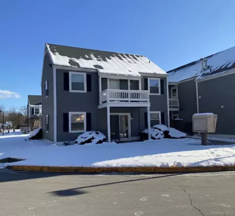 301 Commons Way #A, Fishkill, NY 12524 photo 1