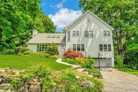 3 Old Ln, Greenburgh, NY 10583