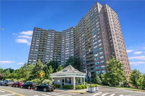 5700 Arlington Ave #6G, New York, NY 10471