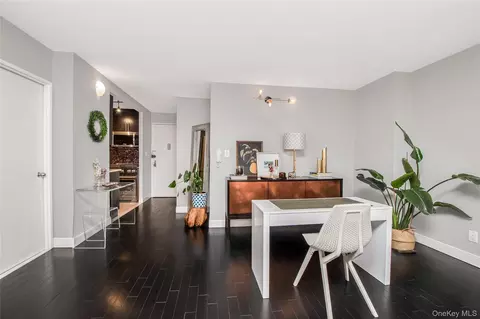 2287 Johnson Ave #10C, Bronx, NY 10463