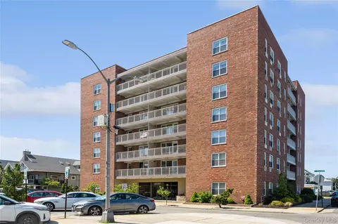 855 E Broadway #LD, Long Beach, NY 11561